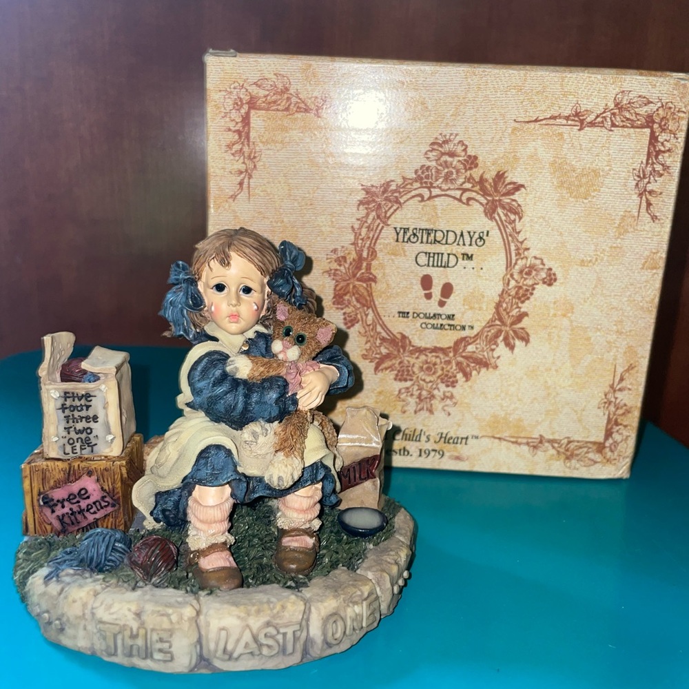 🐈New Yesterday’s Child Figurine - Blue and Cream holding a cat